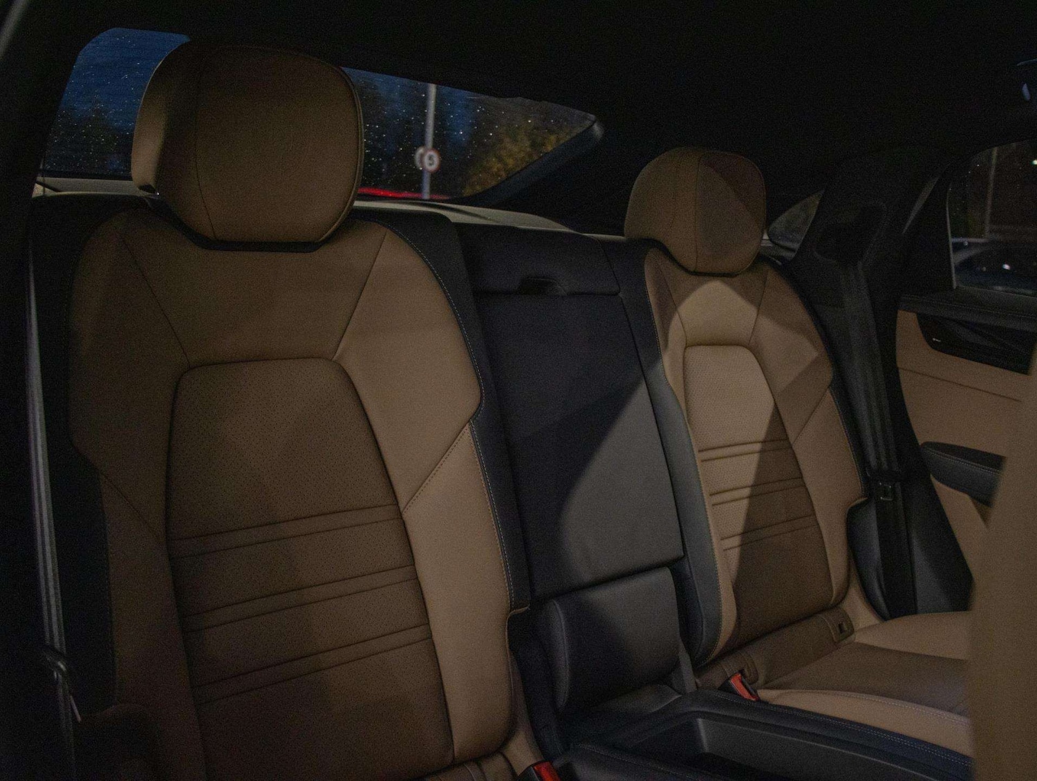 Used Porsche Cayenne 2021 for sale - 76928935: Photo 23