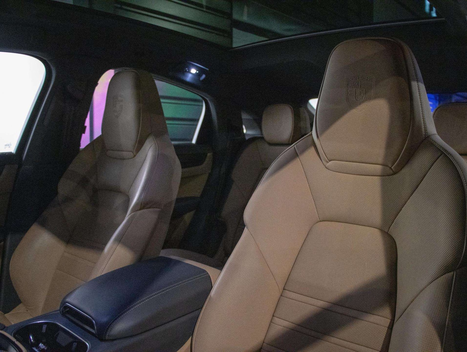 Used Porsche Cayenne 2021 for sale - 76928935: Photo 28