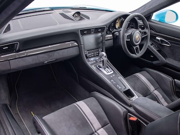 Used Porsche 911 2017 for sale - 79351754: Photo