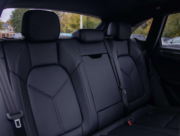 Used Porsche Macan 2024 for sale - 76310891: Photo 23