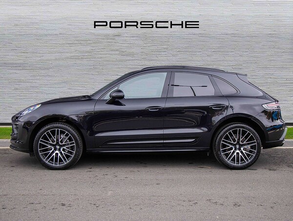 Used Porsche Macan 2024 for sale - 76310891: Photo 2