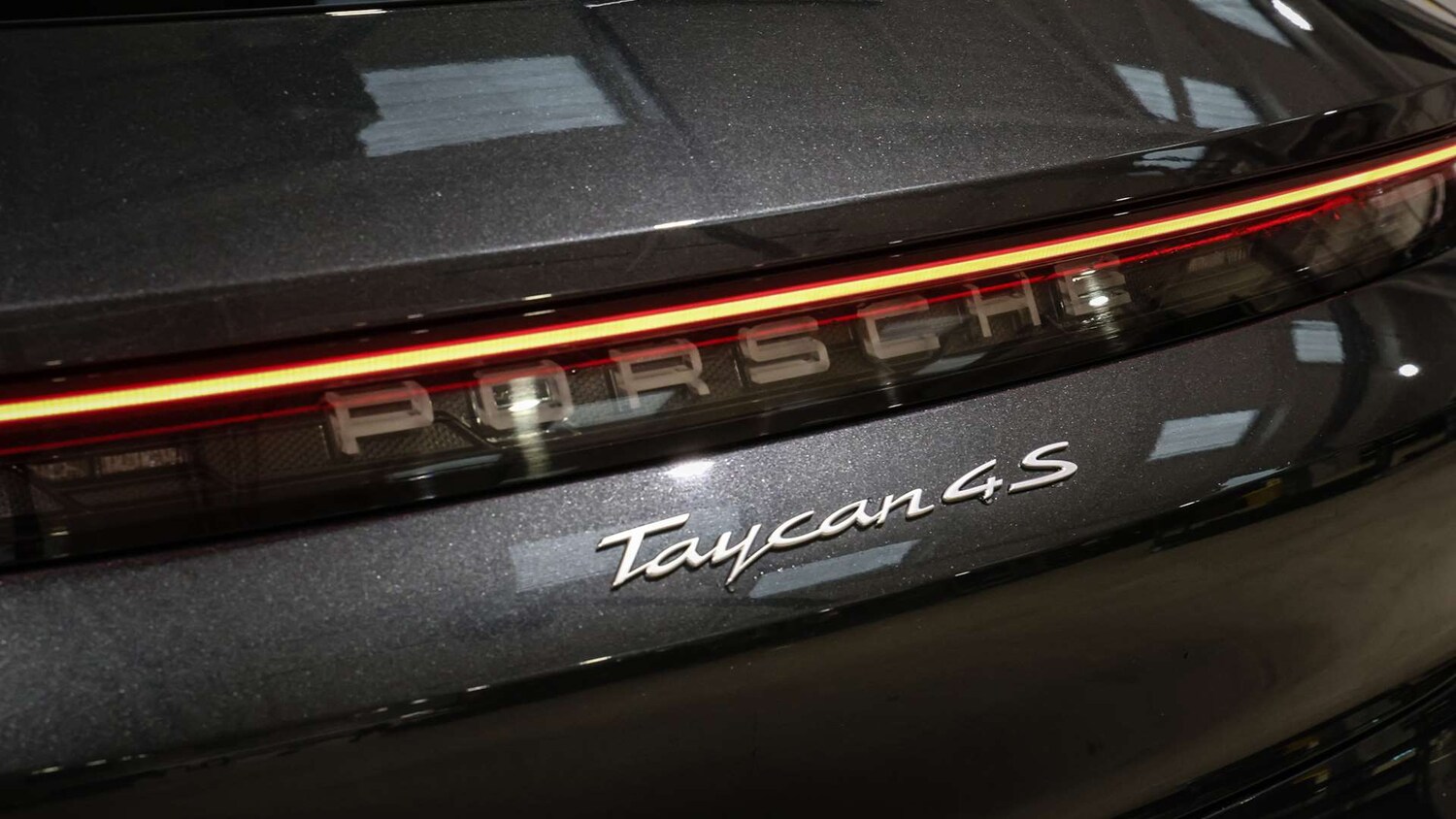 Used Porsche Taycan 2024 for sale - 77500379: Photo 29
