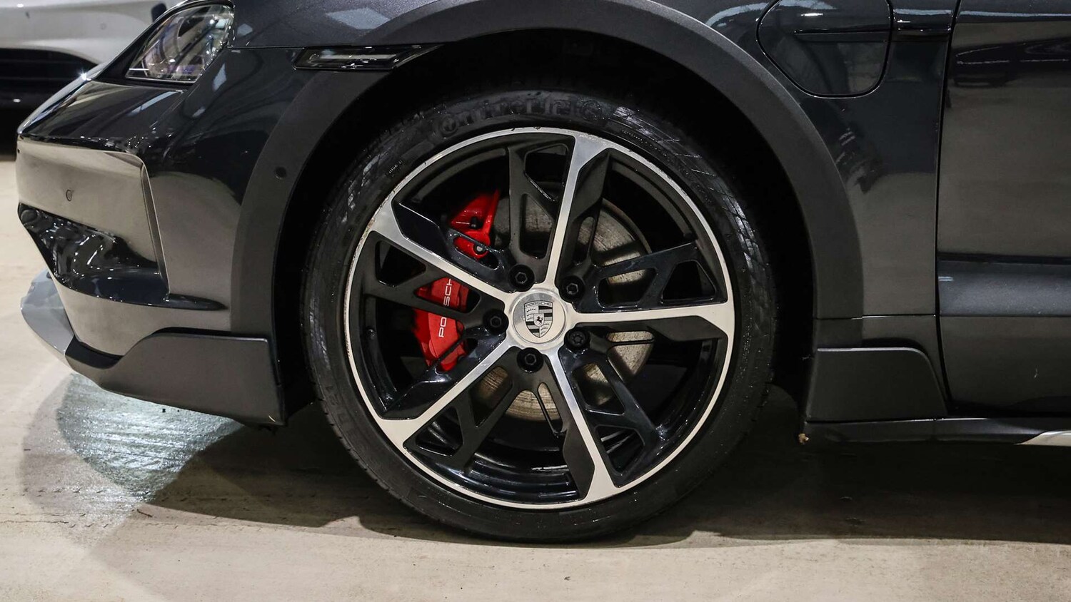 Used Porsche Taycan 2024 for sale - 77500379: Photo 6