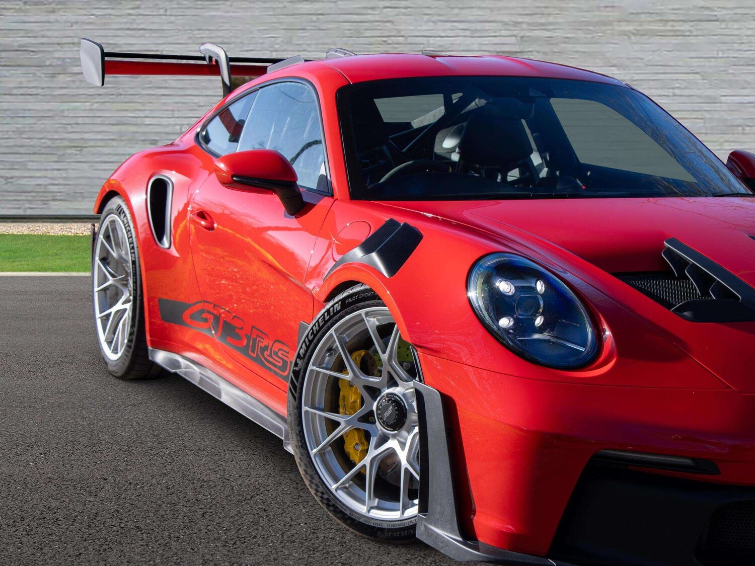 Used Porsche 911 2025 for sale - 77943152: Photo 15