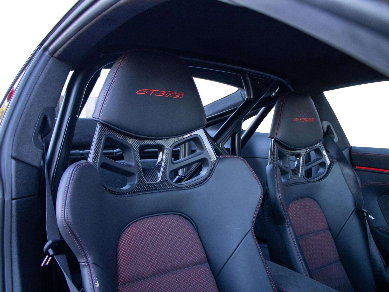 Used Porsche 911 2025 for sale - 77943152: Photo 25