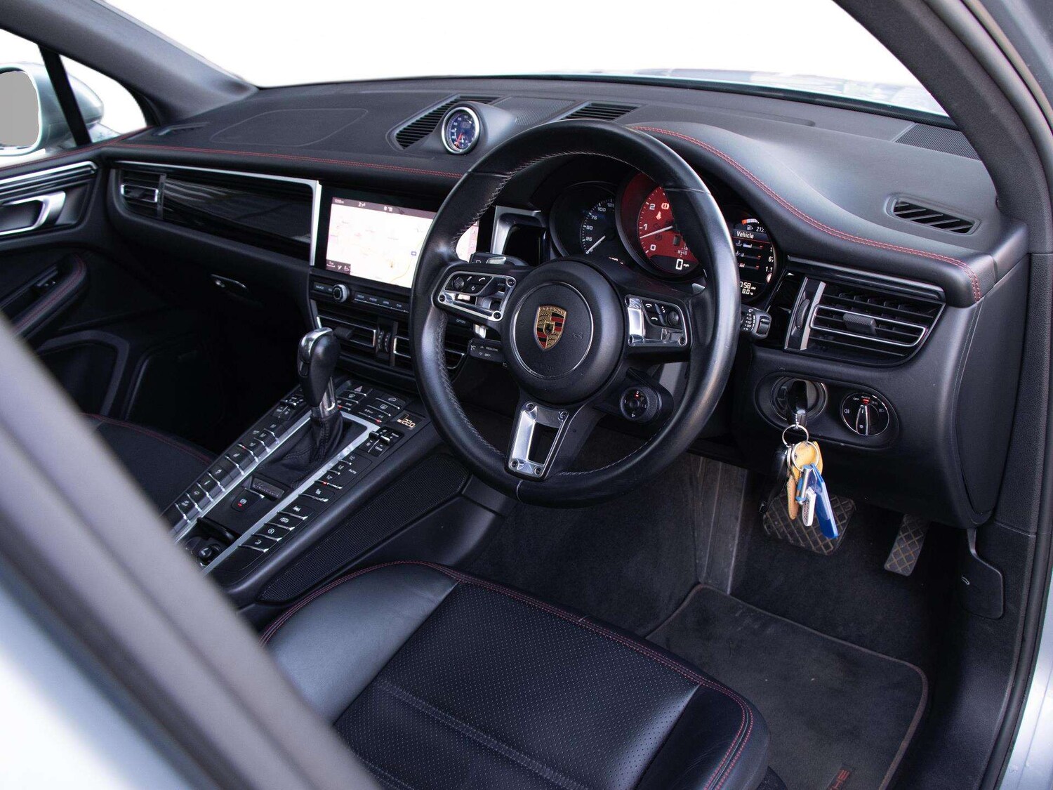 Used Porsche Macan 2020 for sale - 77756608: Photo 12