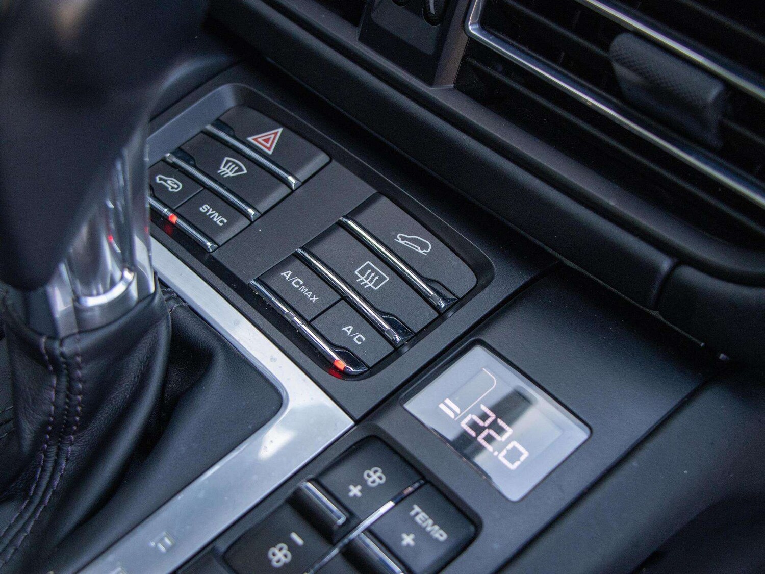 Used Porsche Macan 2020 for sale - 77756608: Photo 17