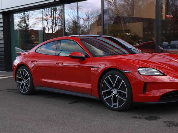 Used Porsche Taycan 2024 for sale - 73872425: Photo 18