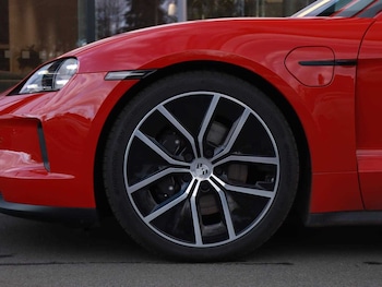 Used Porsche Taycan 2024 for sale - 73872425: Photo