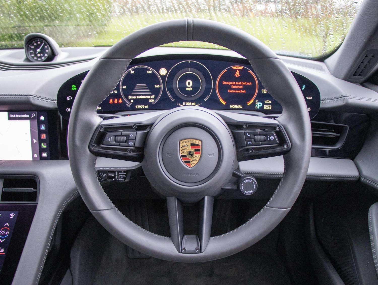 Used Porsche Taycan 2020 for sale - 76648857: Photo 14