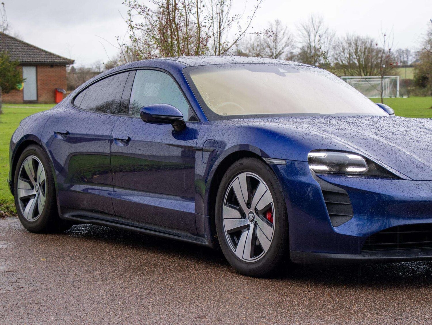 Used Porsche Taycan 2020 for sale - 76648857: Photo 18