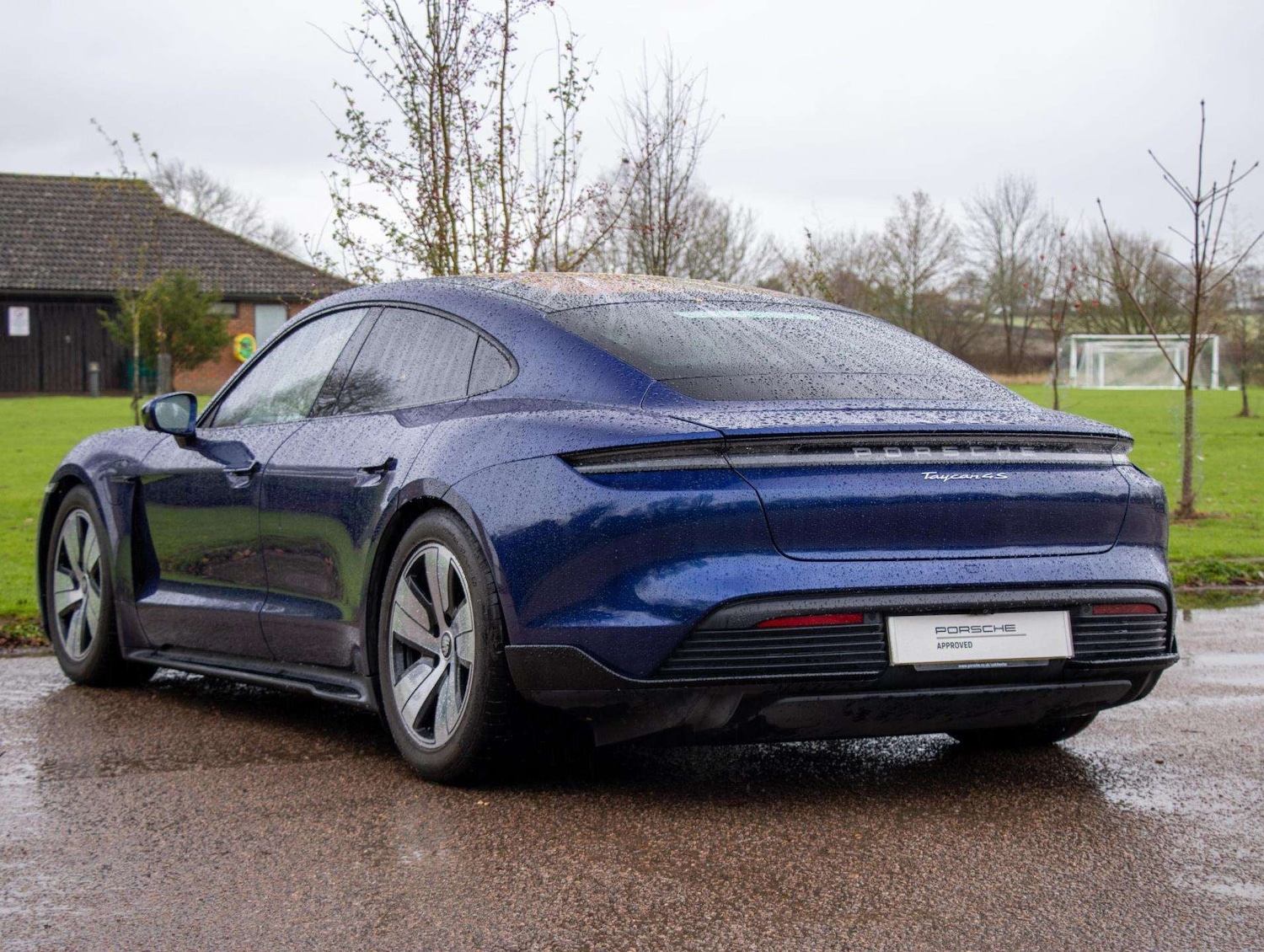 Used Porsche Taycan 2020 for sale - 76648857: Photo 21