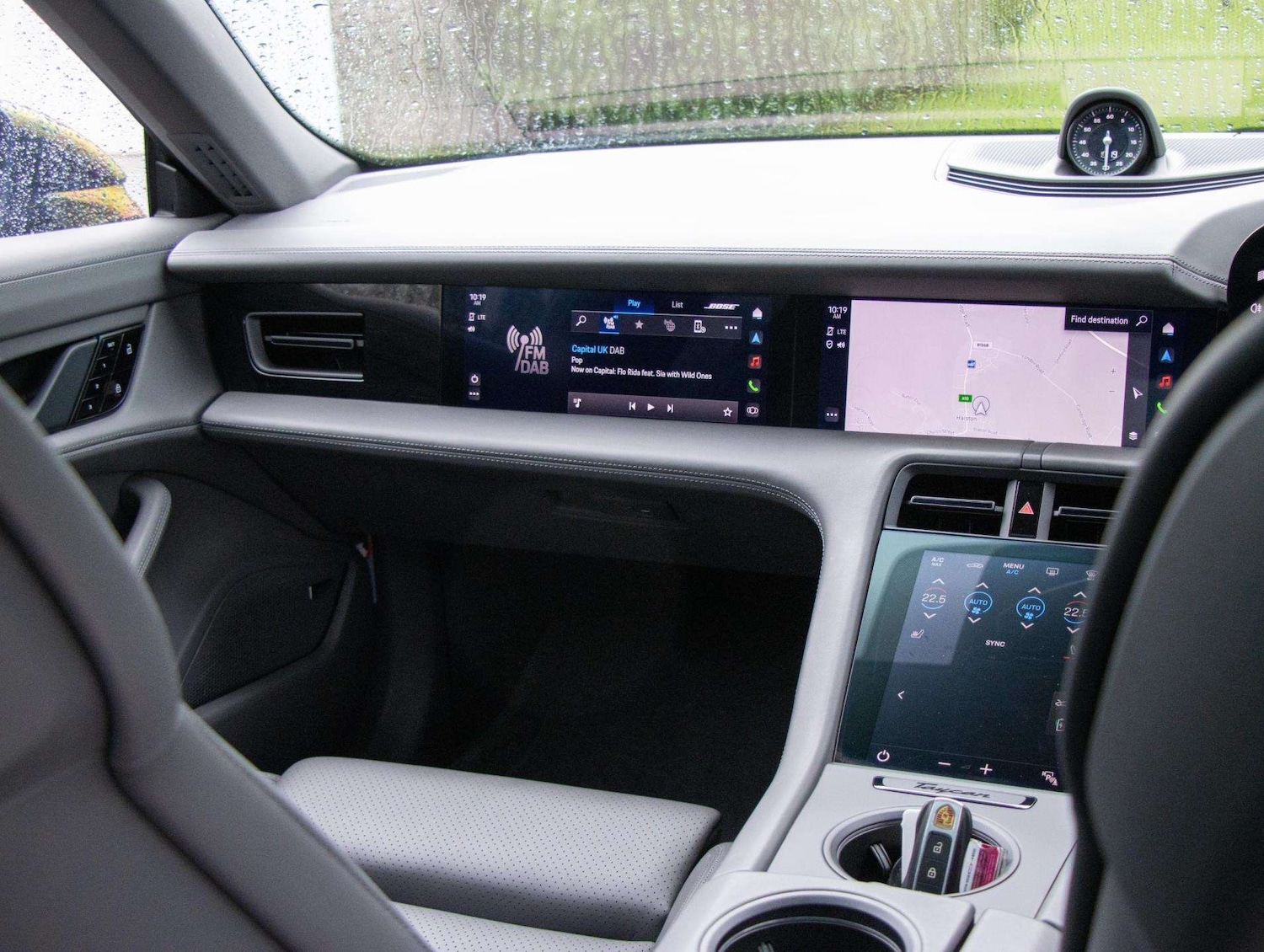 Used Porsche Taycan 2020 for sale - 76648857: Photo 28