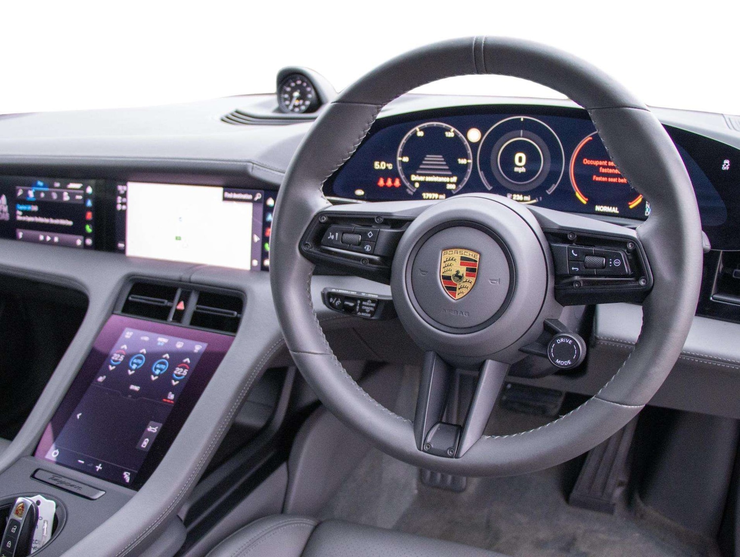 Used Porsche Taycan 2020 for sale - 76648857: Photo 9