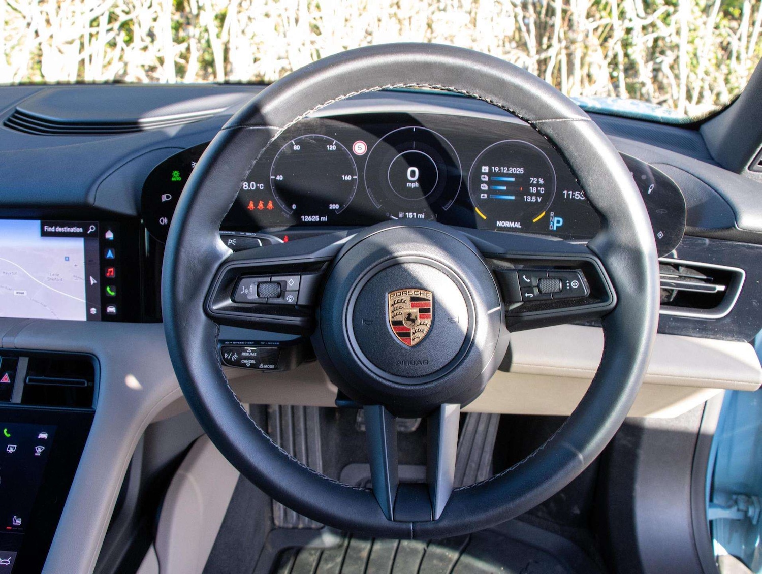 Used Porsche Taycan 2023 for sale - 77093321: Photo 14