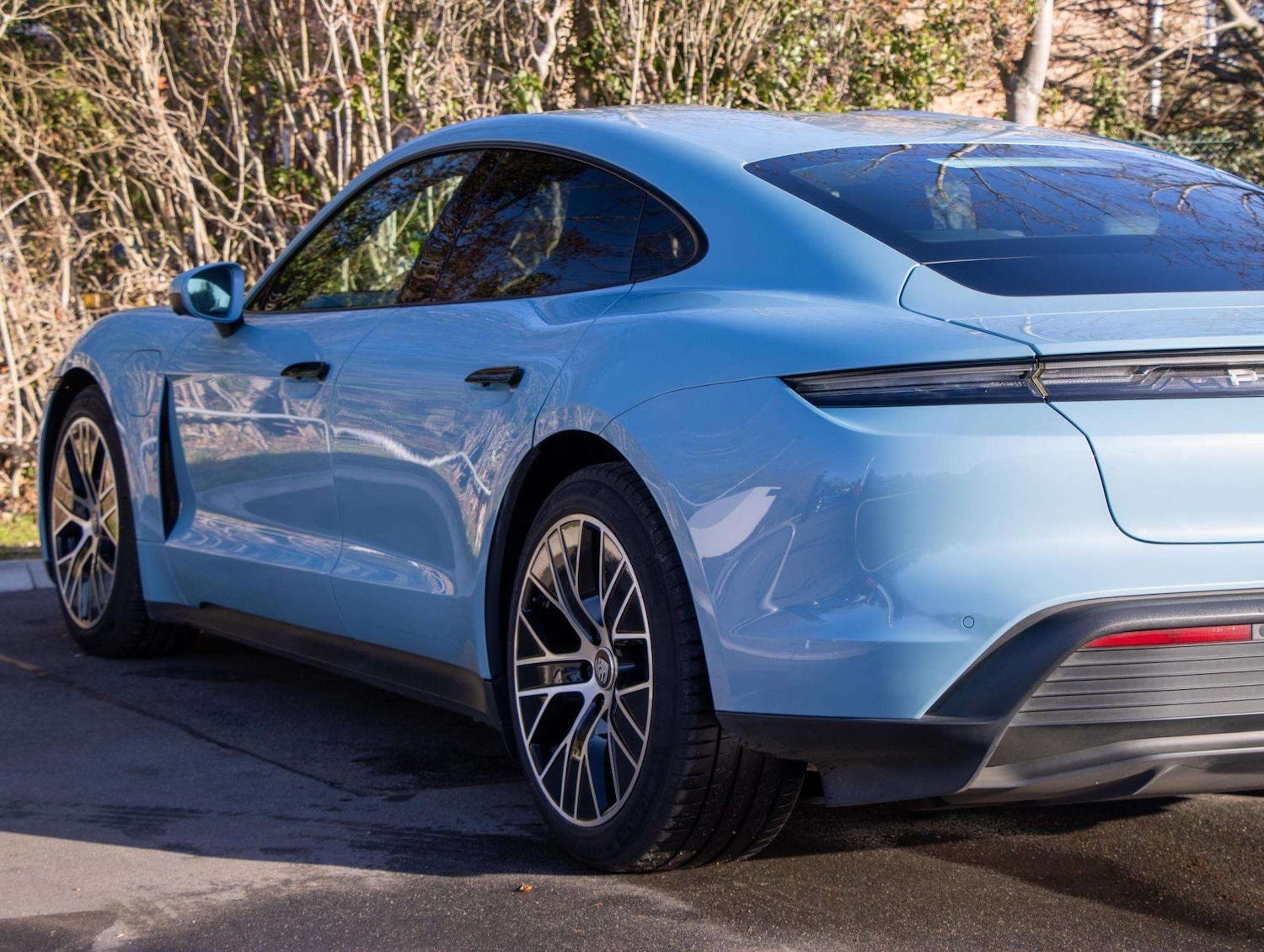 Used Porsche Taycan 2023 for sale - 77093321: Photo 21