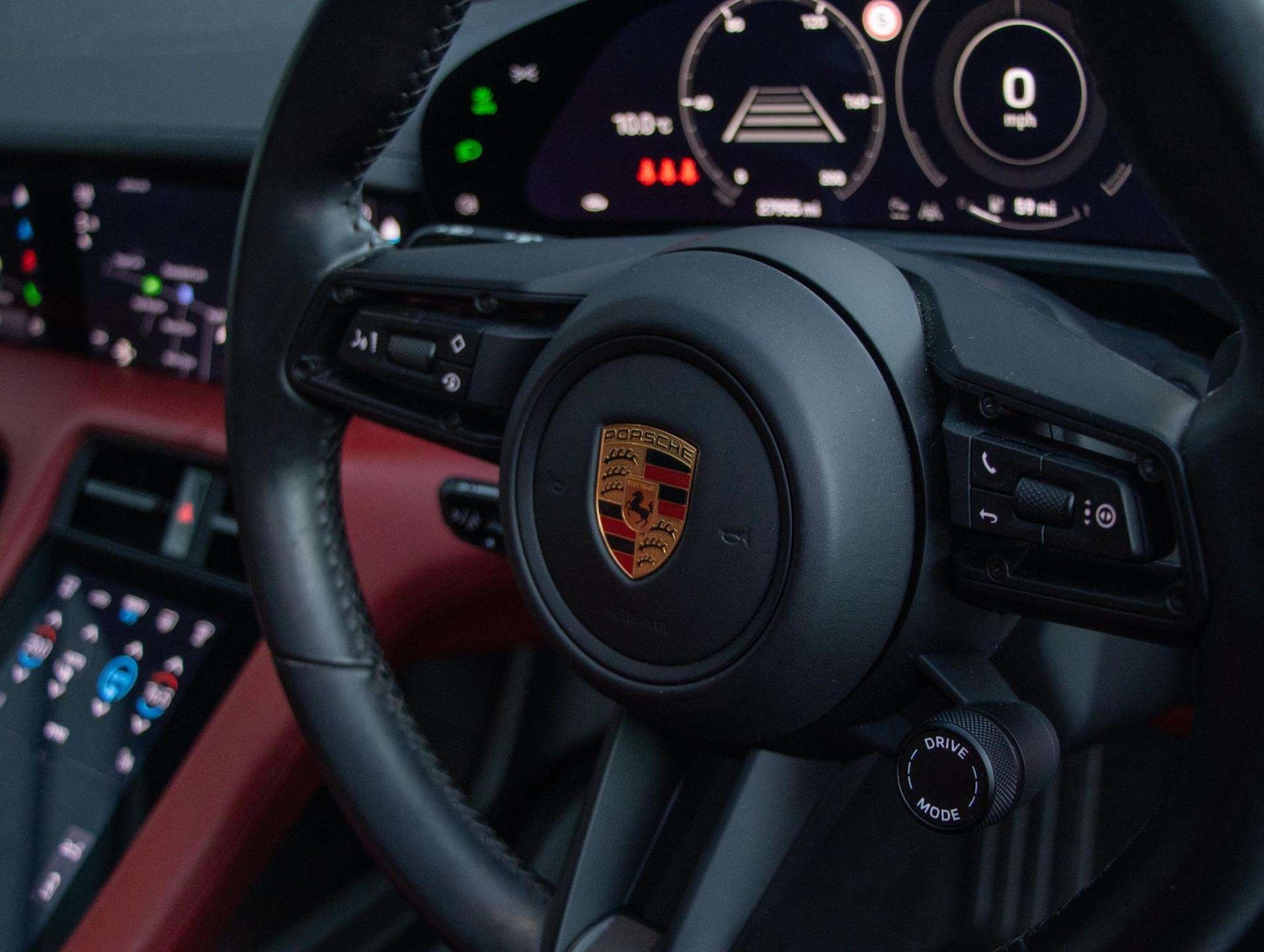 Used Porsche Taycan 2020 for sale - 77219538: Photo 14