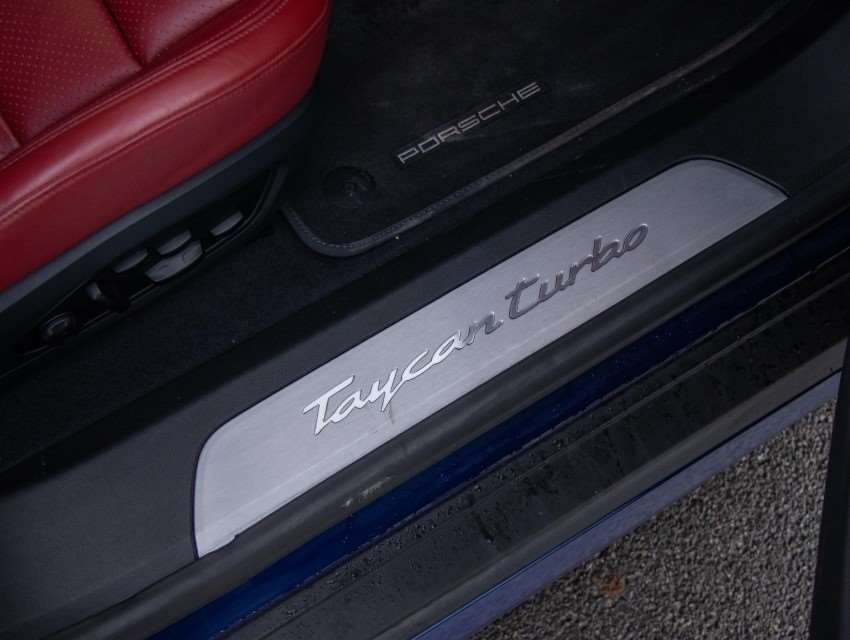 Used Porsche Taycan 2020 for sale - 77219538: Photo 17