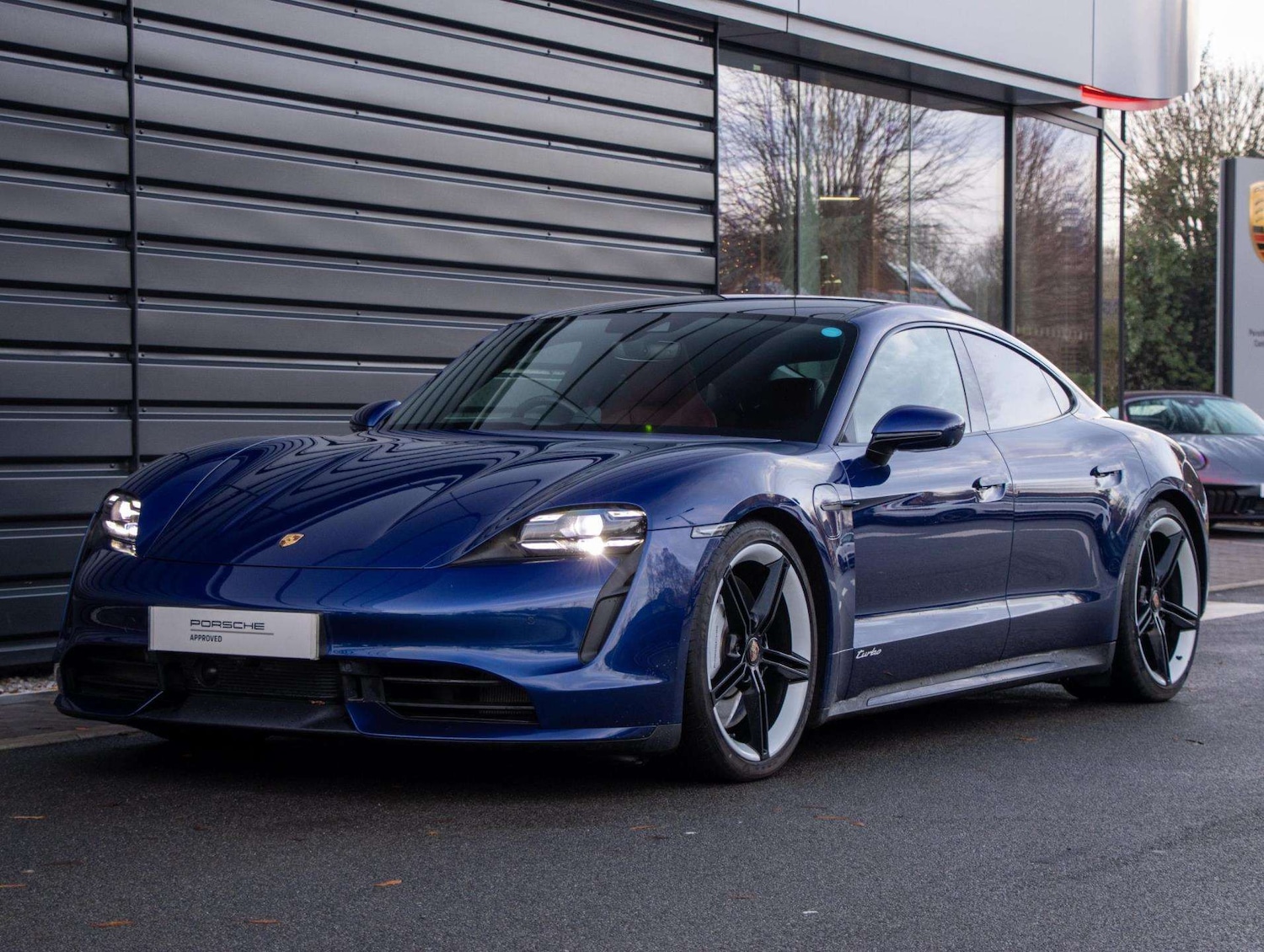 Used Porsche Taycan 2020 for sale - 77219538: Photo 18