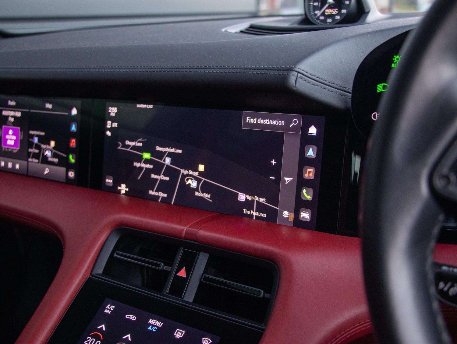 Used Porsche Taycan 2020 for sale - 77219538: Photo 23