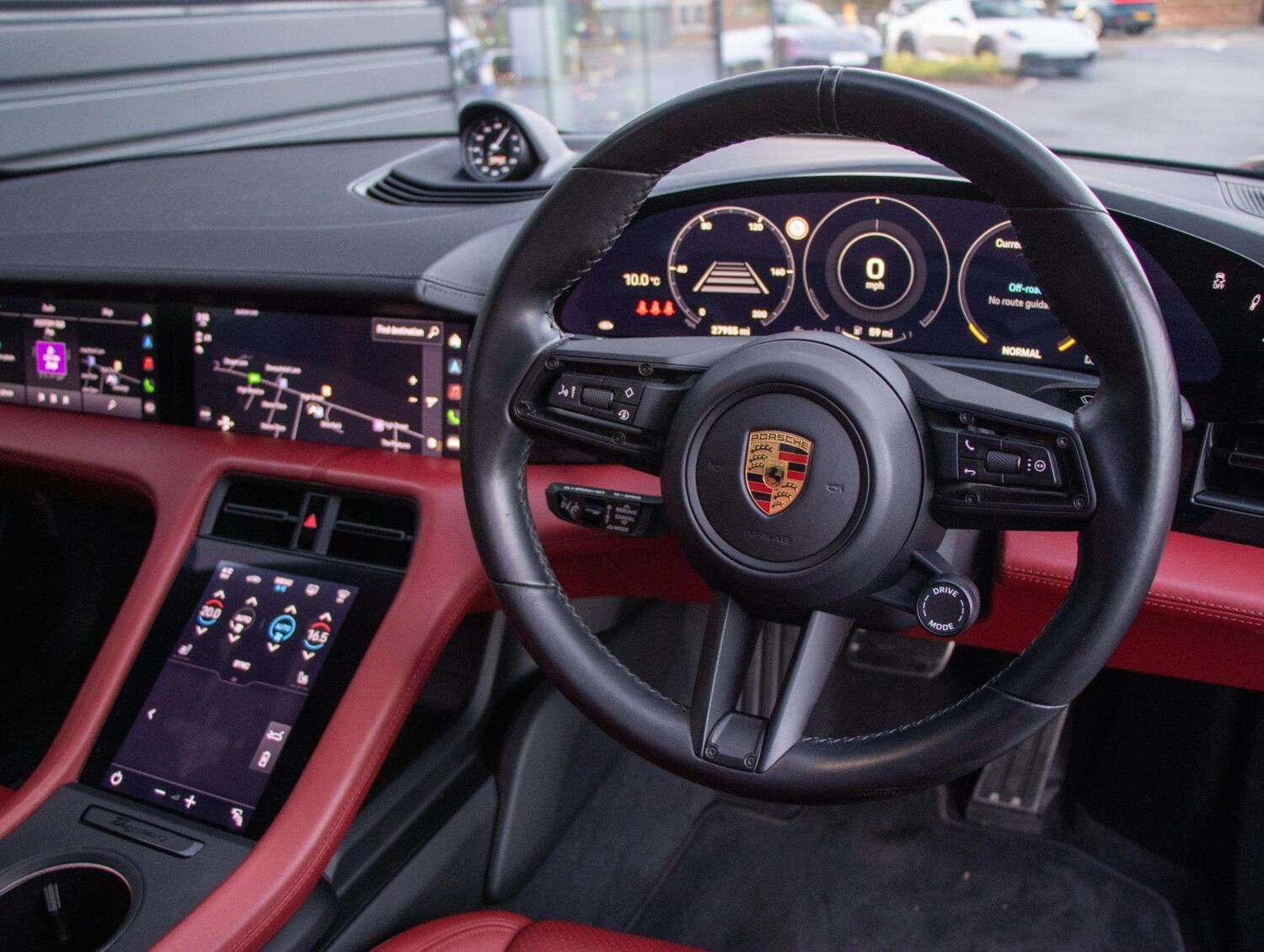 Used Porsche Taycan 2020 for sale - 77219538: Photo 9