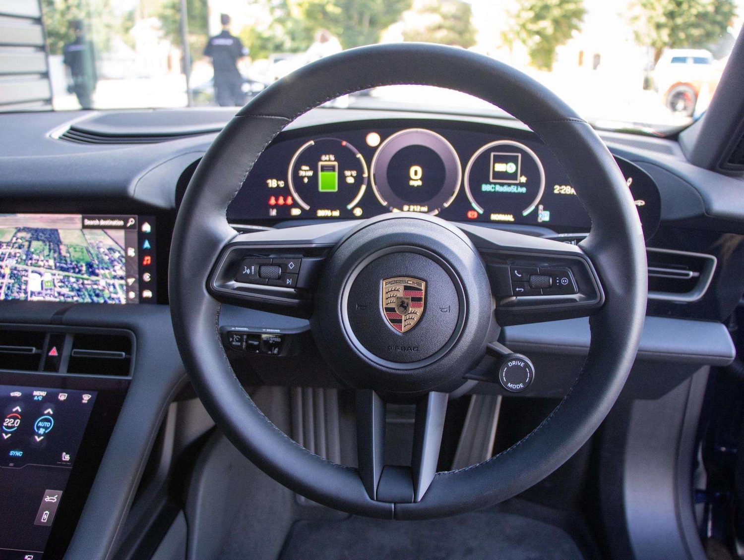 Used Porsche Taycan 2025 for sale - 76718209: Photo 14