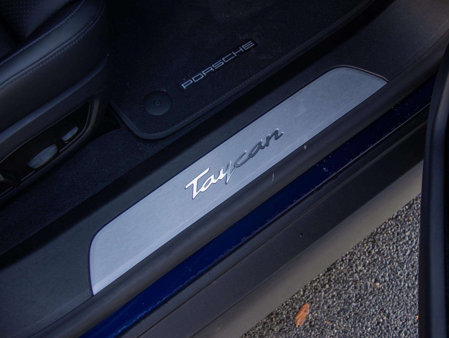 Used Porsche Taycan 2025 for sale - 76718209: Photo 16