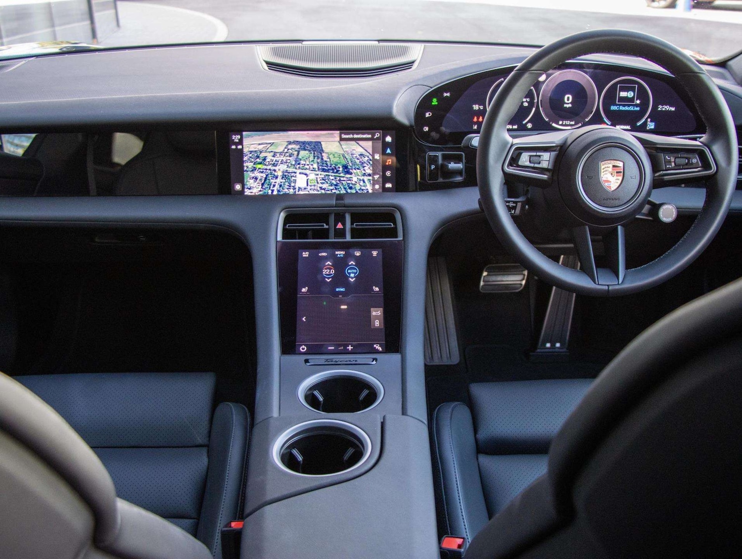 Used Porsche Taycan 2025 for sale - 76718209: Photo 27