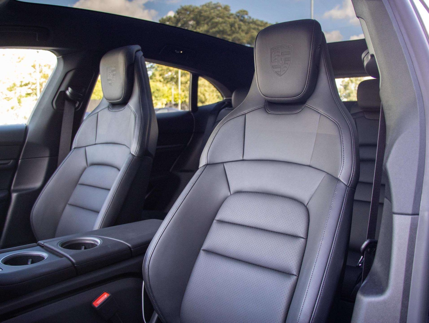 Used Porsche Taycan 2025 for sale - 76718209: Photo 32