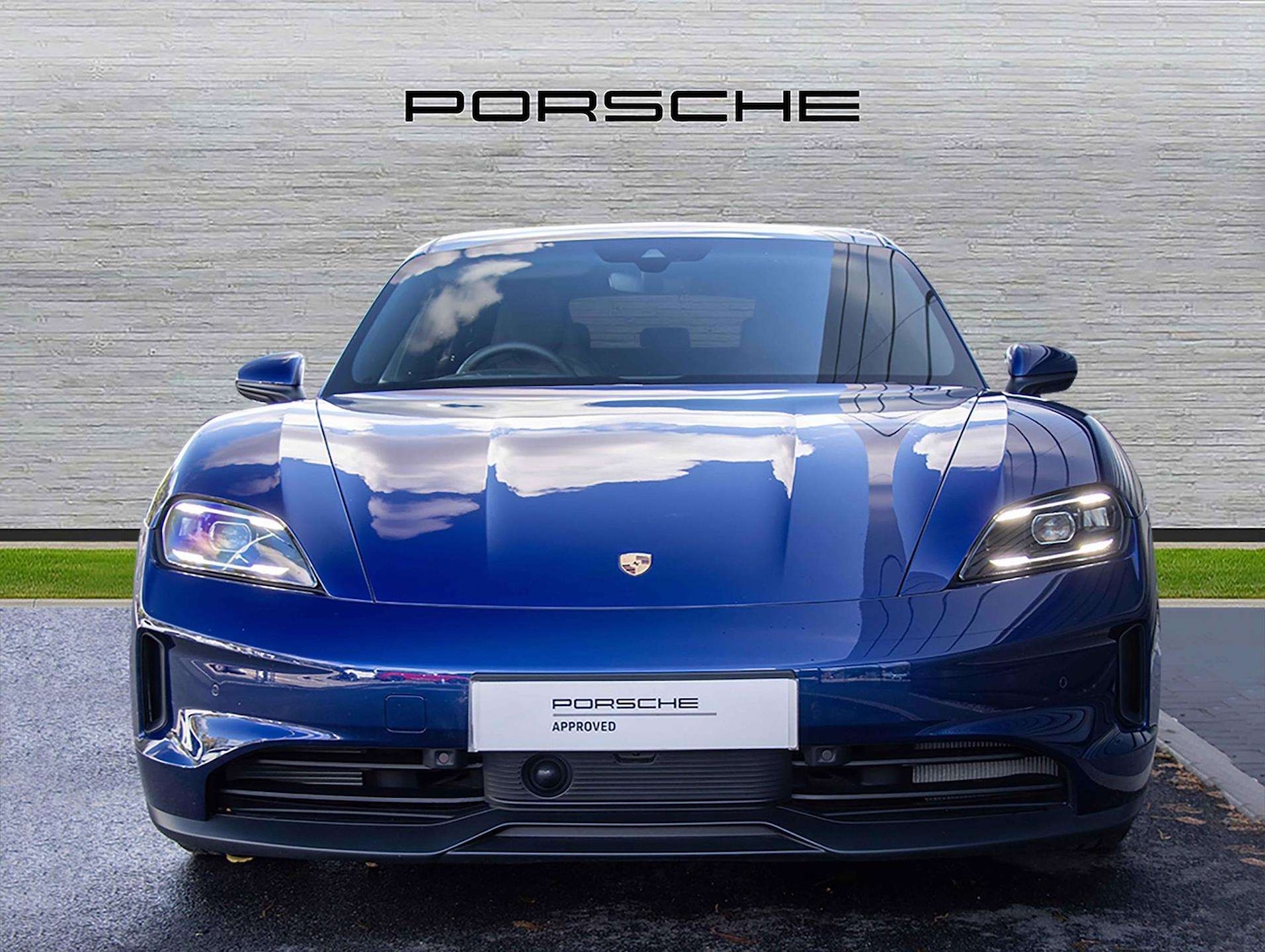 Used Porsche Taycan 2025 for sale - 76718209: Photo 6