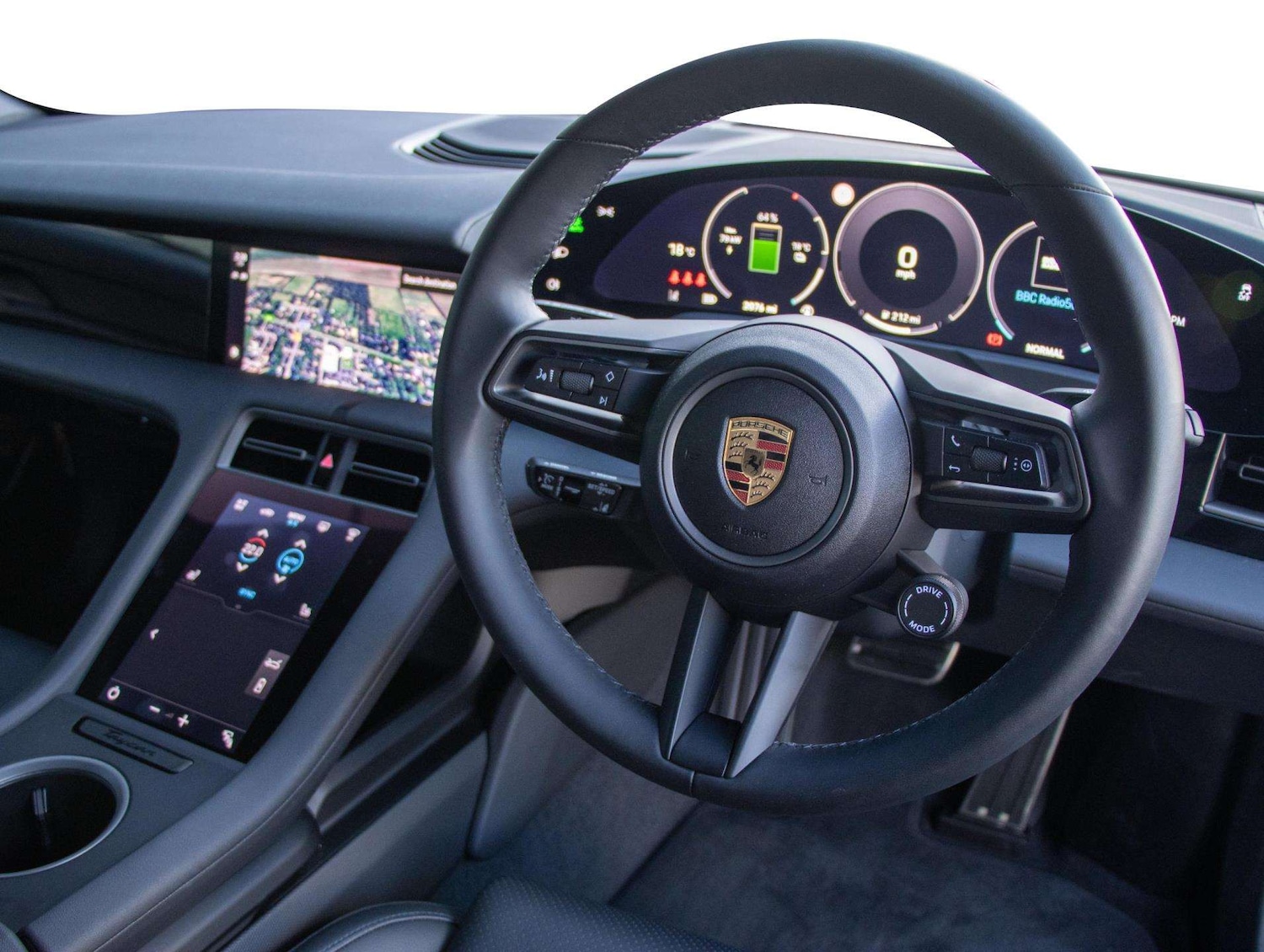 Used Porsche Taycan 2025 for sale - 76718209: Photo 9