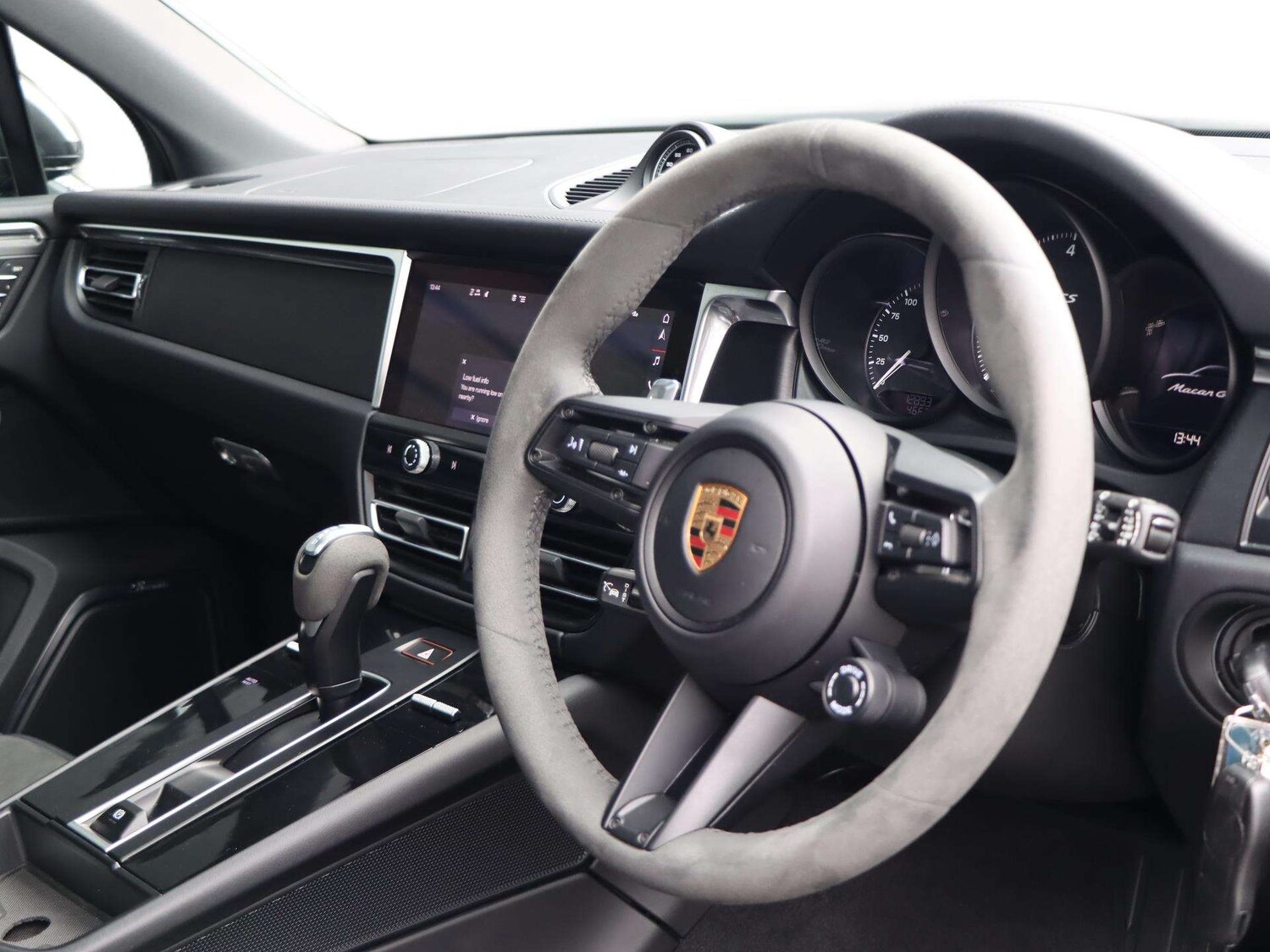 Used Porsche Macan 2024 for sale - 78118757: Photo 26