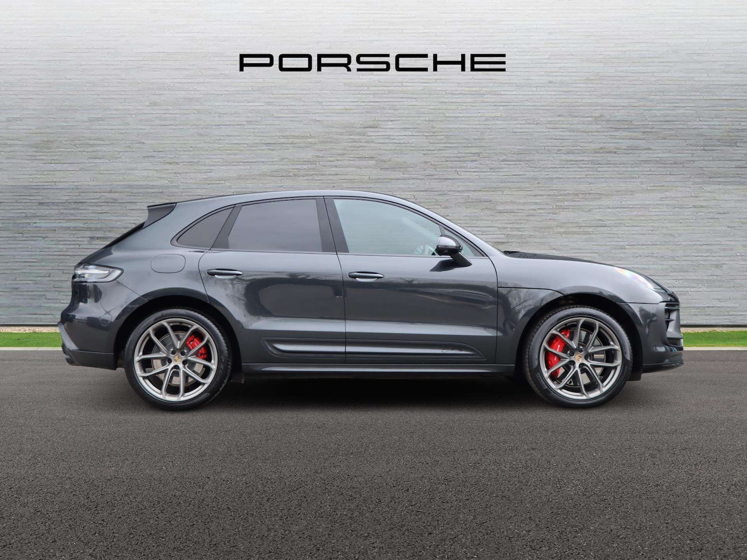 Used Porsche Macan 2024 for sale - 78118757: Photo 5