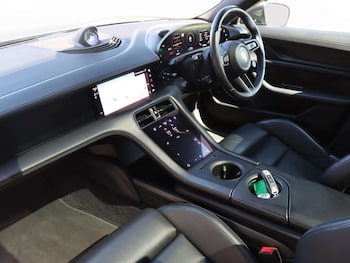 Used Porsche Taycan 2020 for sale - 78960920: Photo