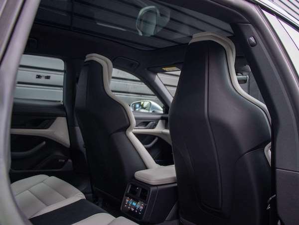 Used Porsche Taycan 2022 for sale - 76310887: Photo 22