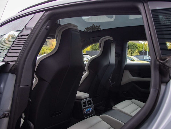 Used Porsche Taycan 2022 for sale - 76310887: Photo 27