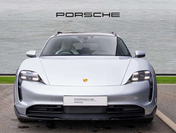 Used Porsche Taycan 2022 for sale - 76310887: Photo 5