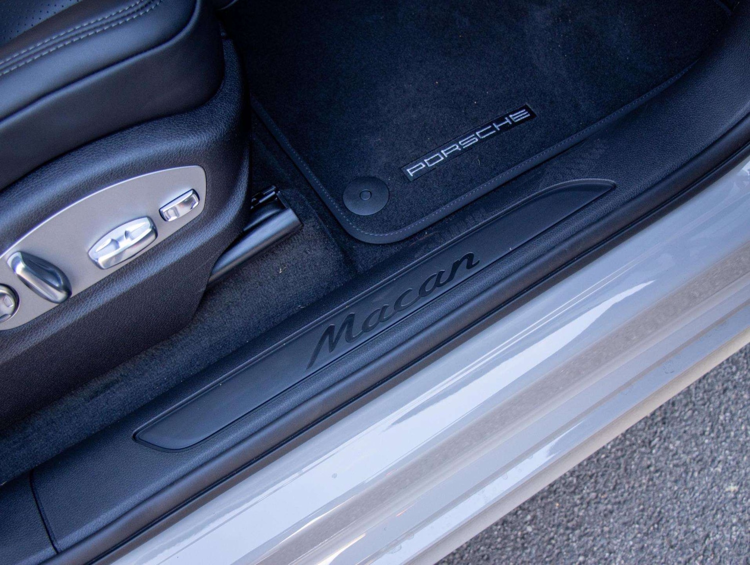 Used Porsche Macan 2025 for sale - 77134949: Photo 15