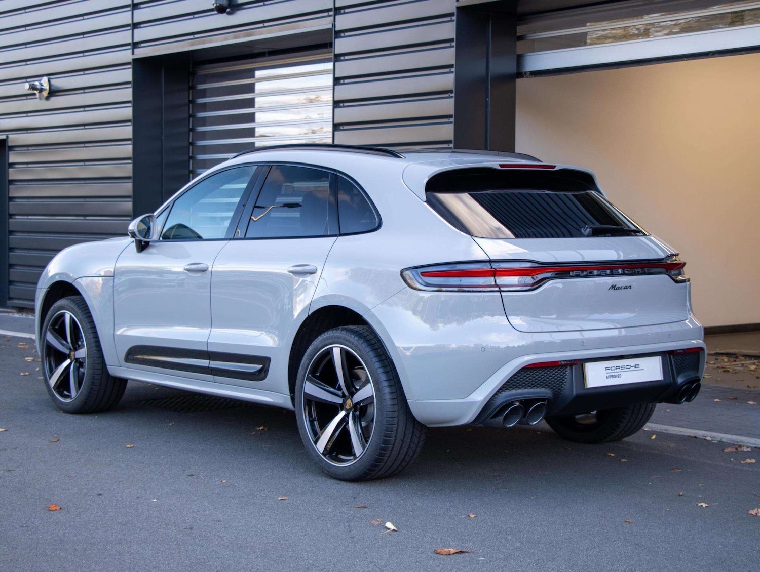 Used Porsche Macan 2025 for sale - 77134949: Photo 20