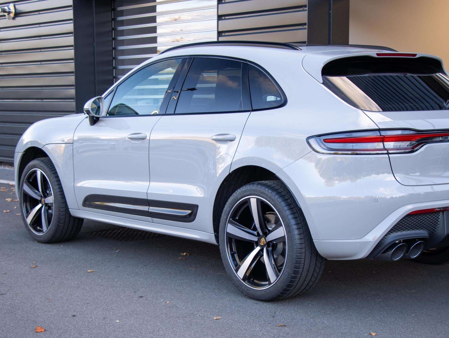 Used Porsche Macan 2025 for sale - 77134949: Photo 21