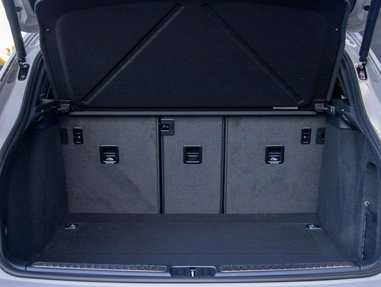 Used Porsche Macan 2025 for sale - 77134949: Photo 24