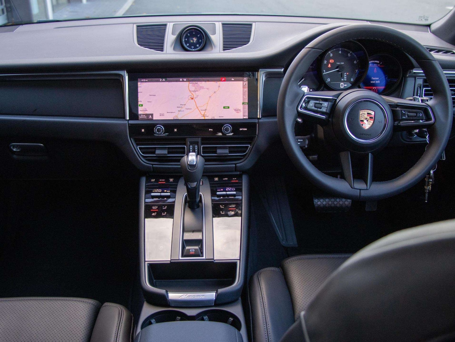 Used Porsche Macan 2025 for sale - 77134949: Photo 27