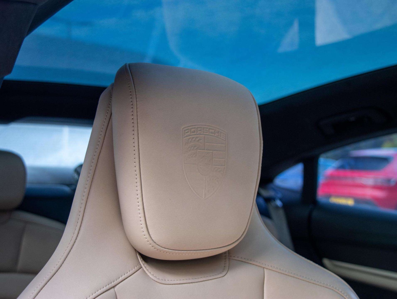 Used Porsche Taycan 2020 for sale - 76191898: Photo 28