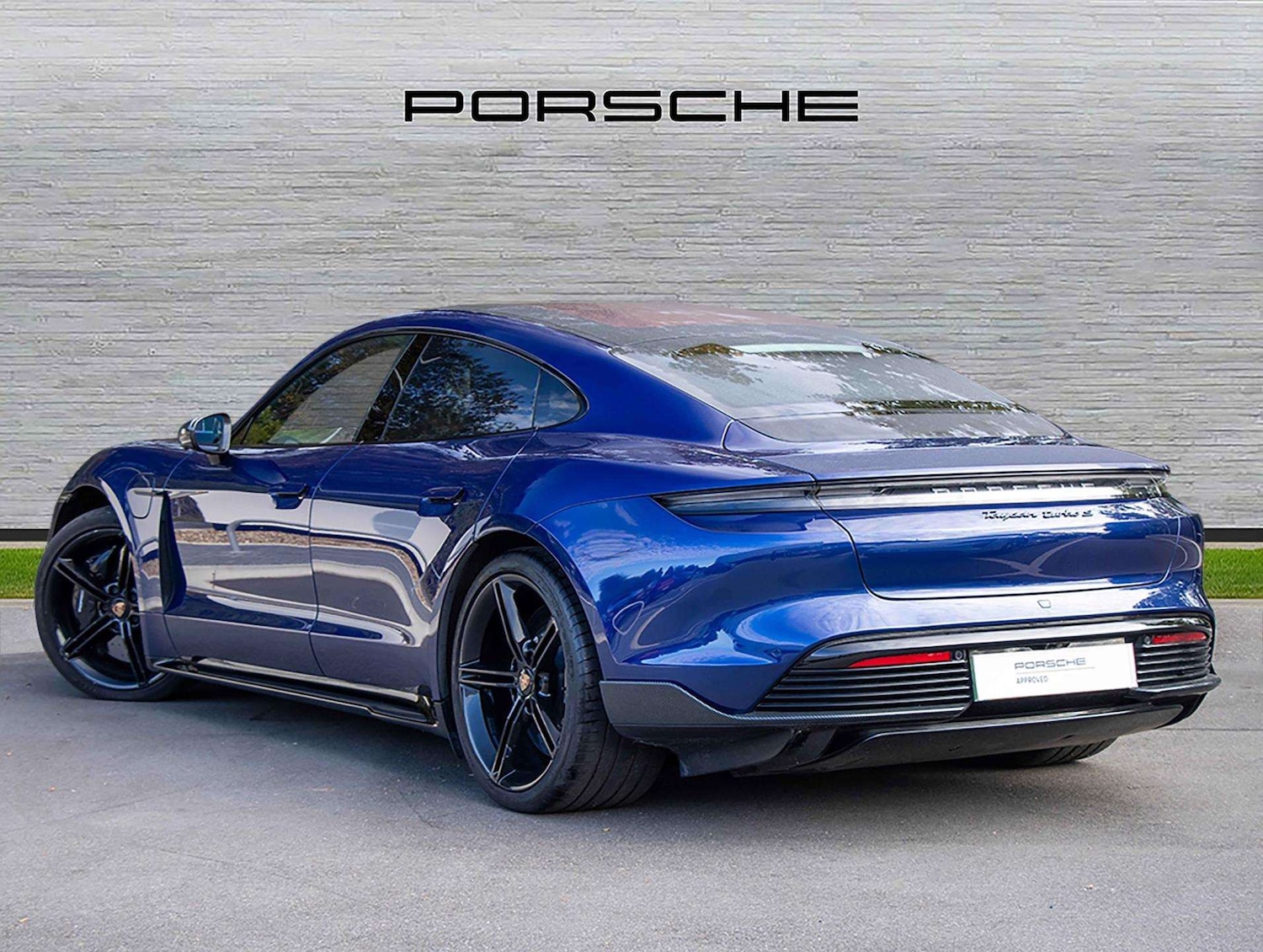 Used Porsche Taycan 2020 for sale - 76191898: Photo 3