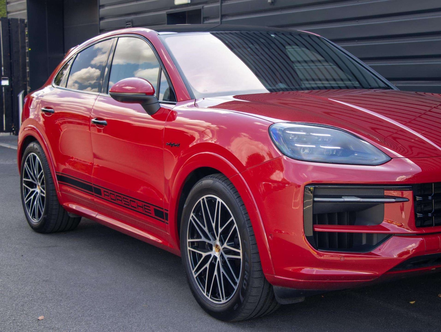 Used Porsche Cayenne 2024 for sale - 76648876: Photo 17
