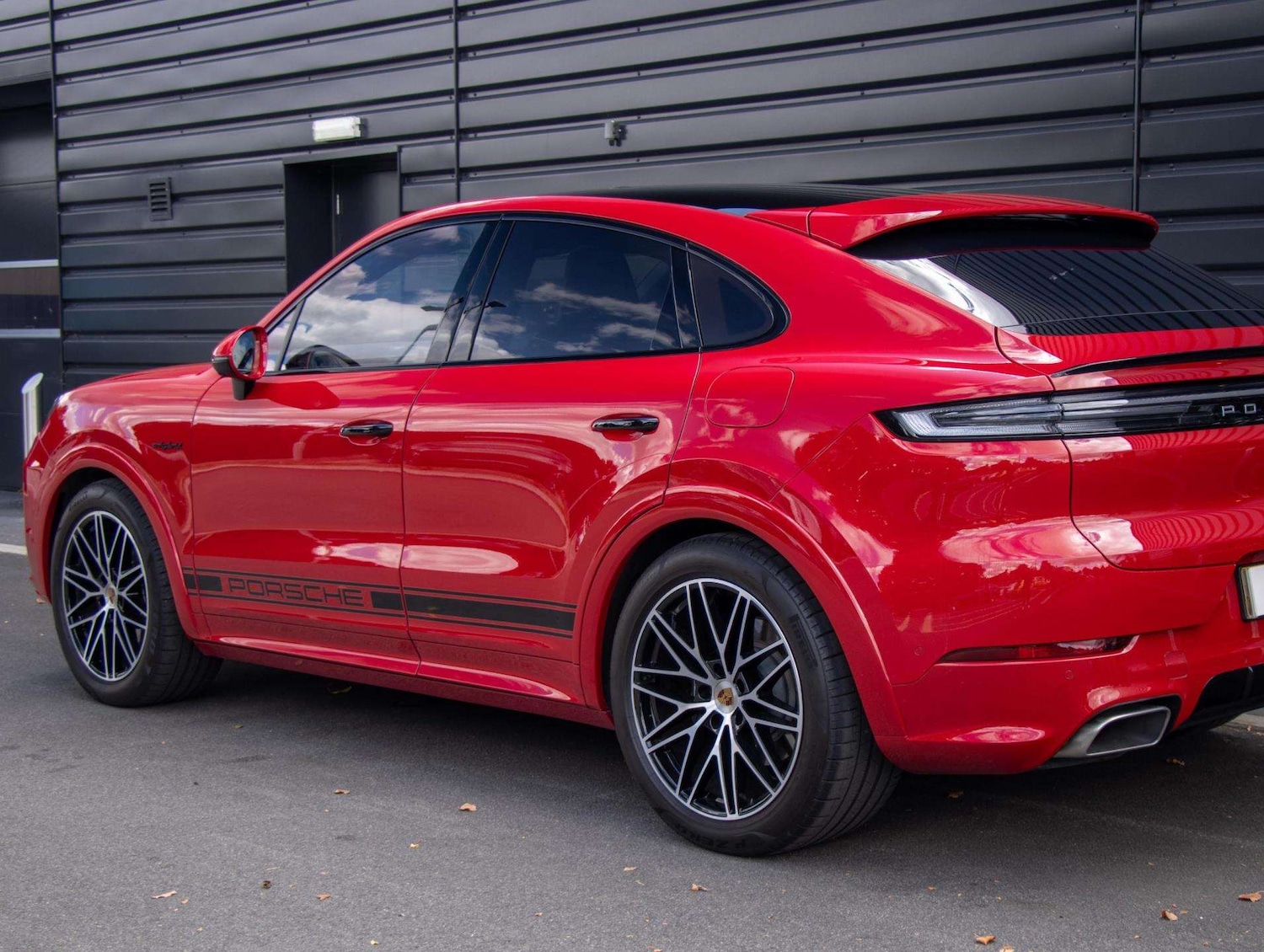 Used Porsche Cayenne 2024 for sale - 76648876: Photo 20