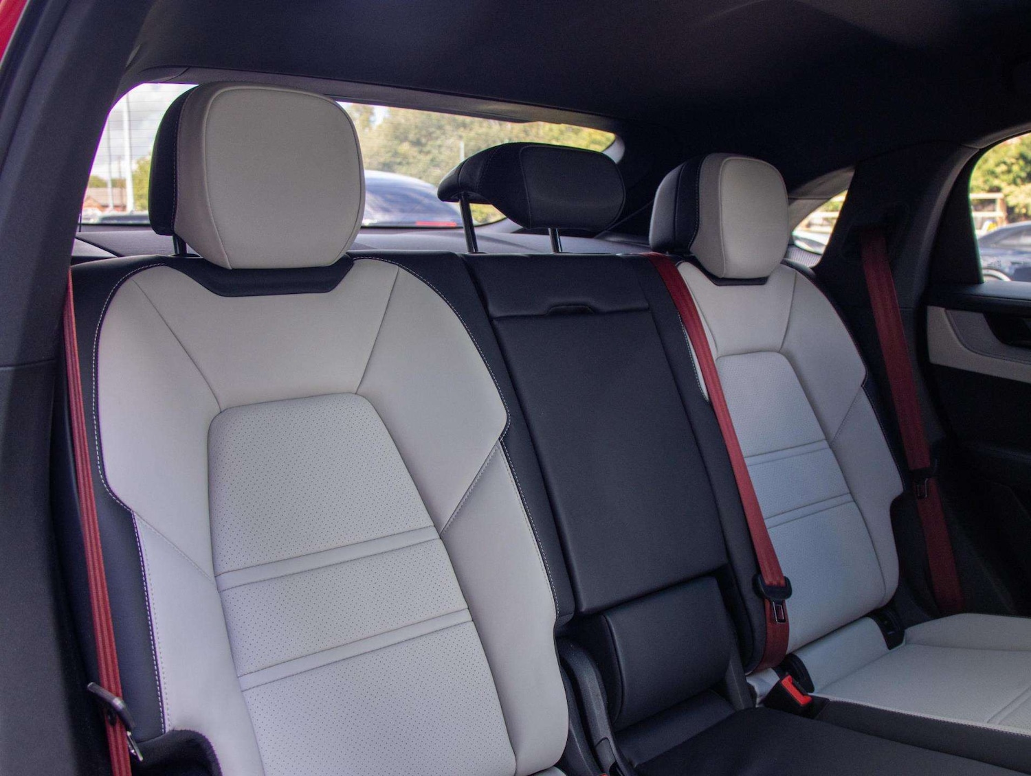 Used Porsche Cayenne 2024 for sale - 76648876: Photo 24