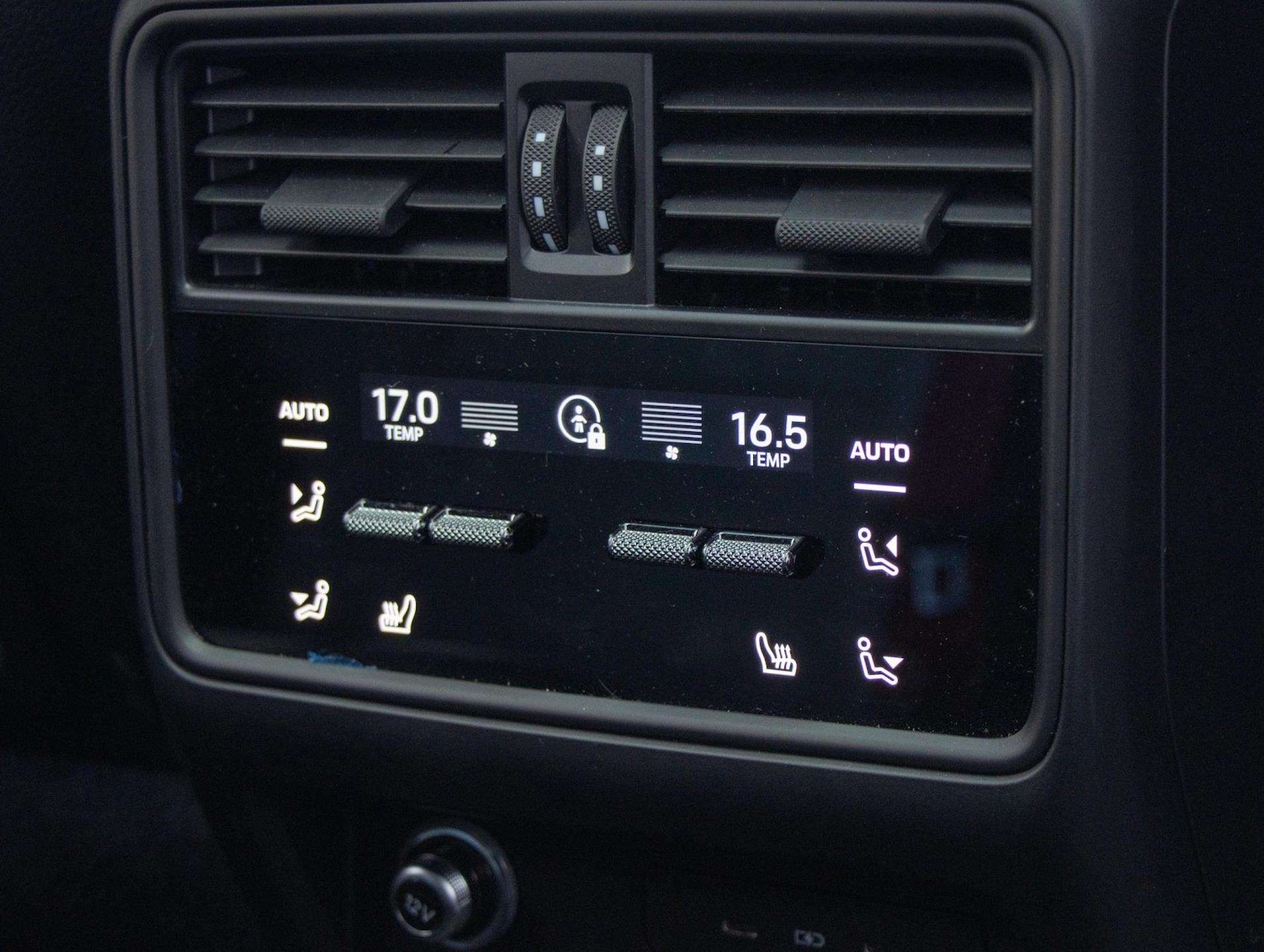 Used Porsche Cayenne 2024 for sale - 76648876: Photo 26