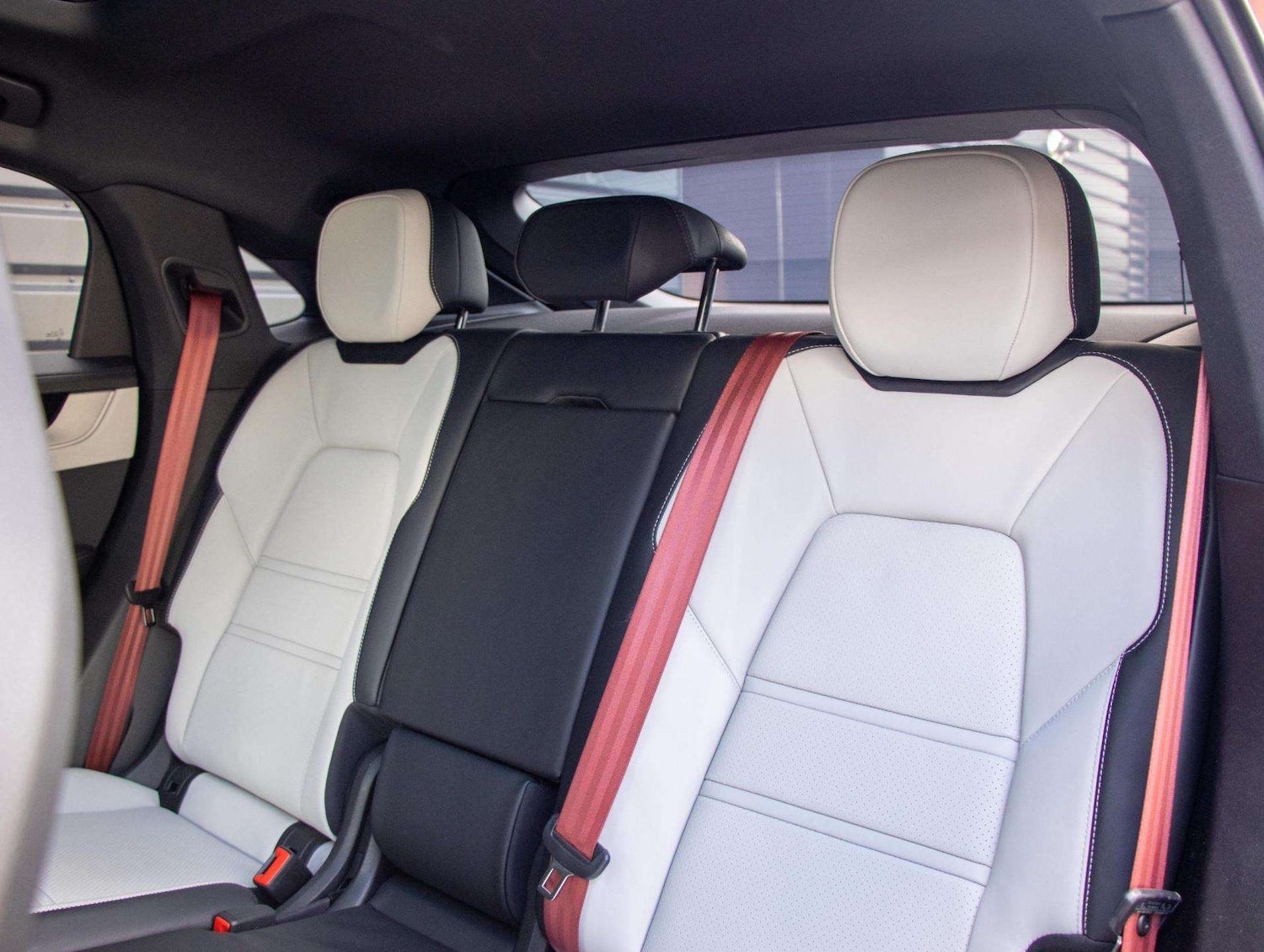 Used Porsche Cayenne 2024 for sale - 76648876: Photo 30