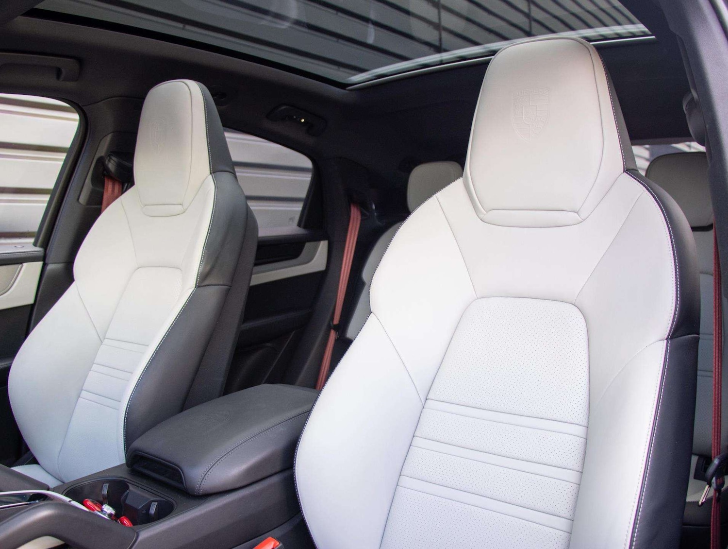 Used Porsche Cayenne 2024 for sale - 76648876: Photo 32